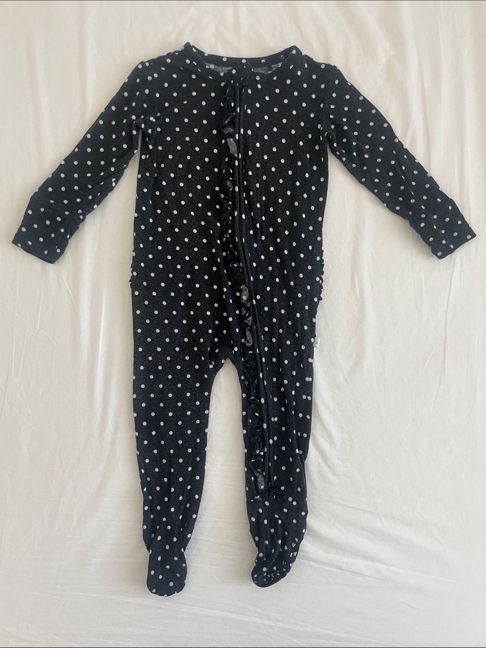 Posh Peanut Black and White Polka Dot Footed One-Piece 12-18M (VGUC)
